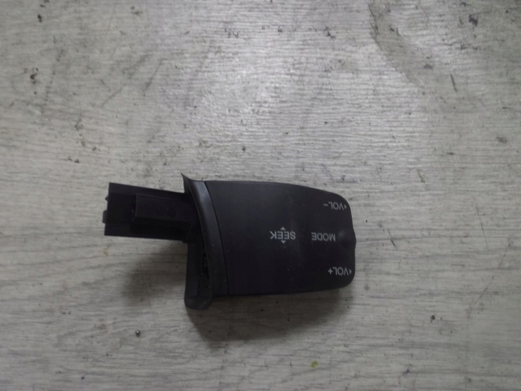 фото №2, Переключатель радио рычаг pilot pod руль ford c-max