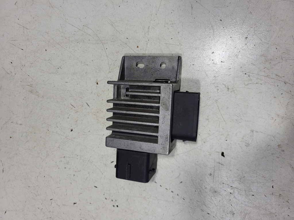 фото №1, Renault captur ii clio v реле свеча накаливания 1.5 blue dci 271203982r