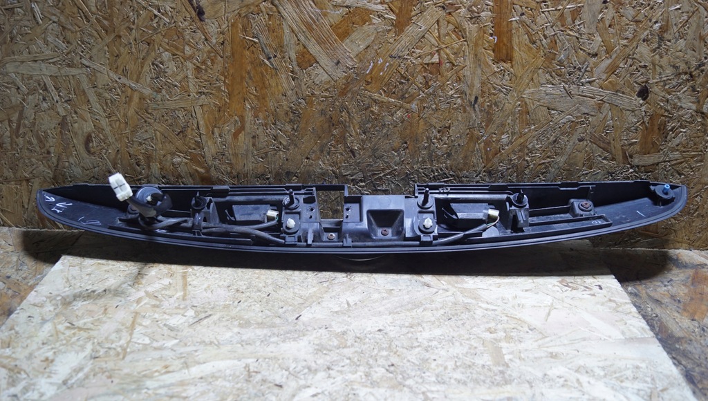 фото №8, Накладка кришки nissan juke f15 z11g pod камера