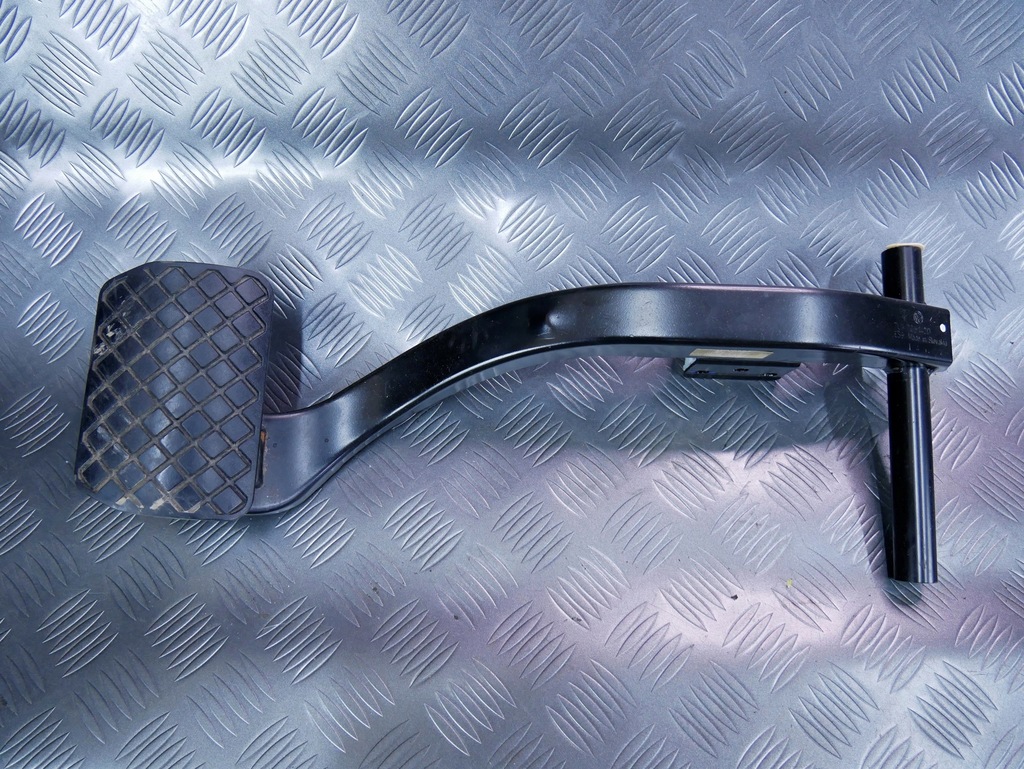 фото №1, Педаль тормоза 7l0723142d audi q7 4l lift