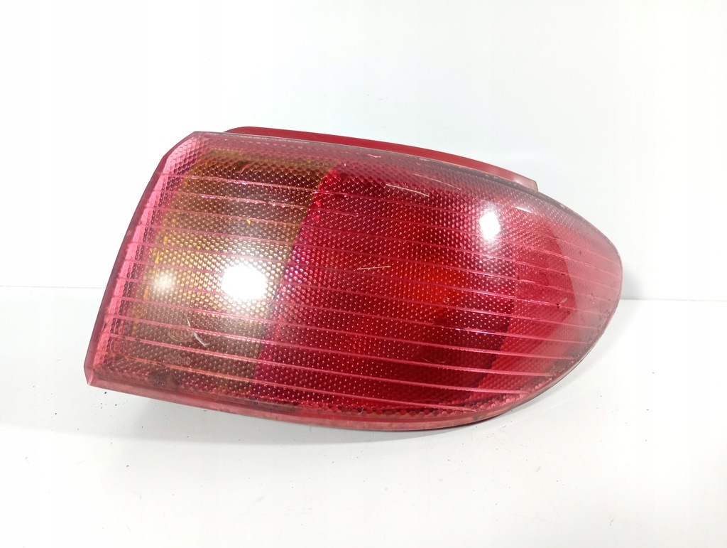 фото №1, Mazda 2 ii 03-06 лампа задня задня права оригінальний номер 964846