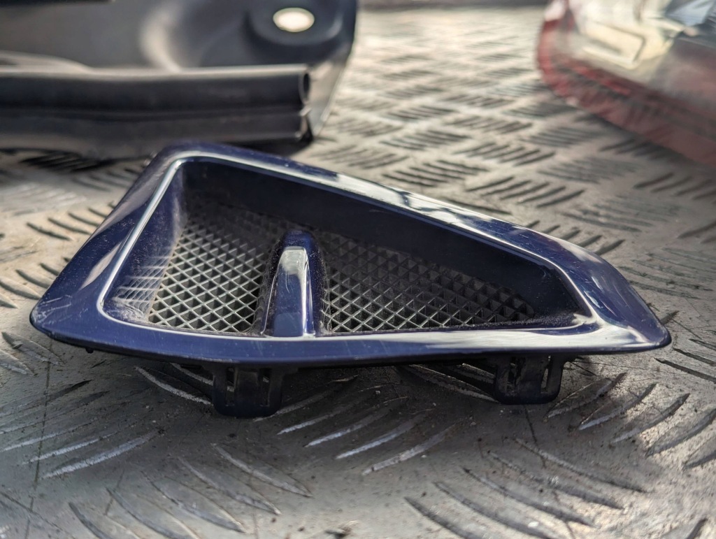 Купить Ford s-max mk2 2015-2023 решётка накладка крыла правого