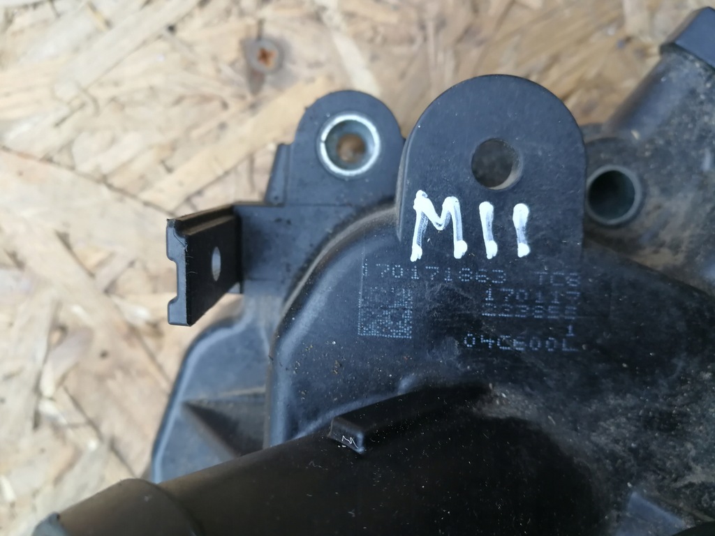 фото №4, Корпус термостата насоса wody seat mii 2017r.