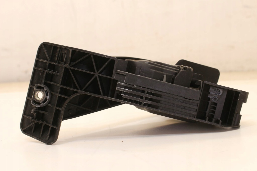 фото №7, Педаль газа потенциометр 12037313de 6794503 mini r60 eu 1.6 b