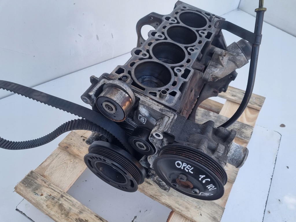 фото №11, Dół двигателя блок wał поршень opel zafira b astra iv j 1.6 16v z16xer 55559361