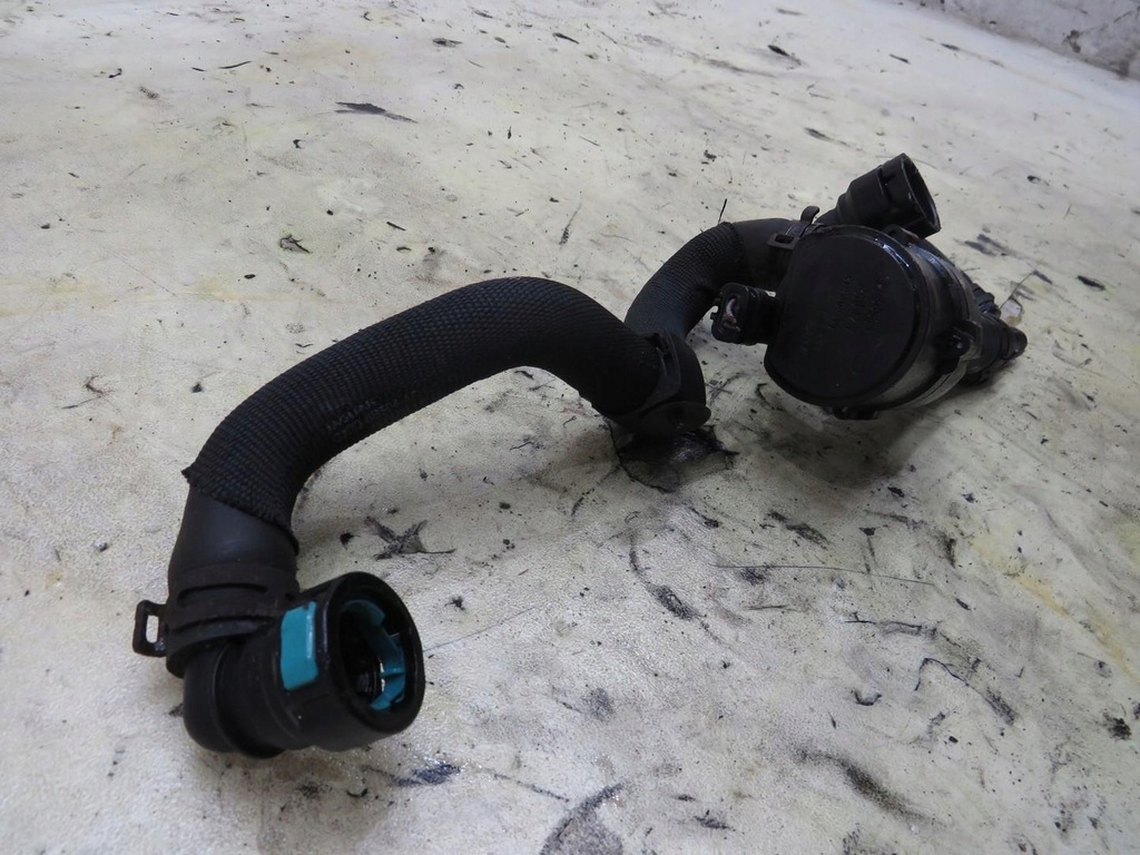 фото №5, Wąż шланг wody помпа jaguar xe x760 2.0 d dx23-18d474-ac