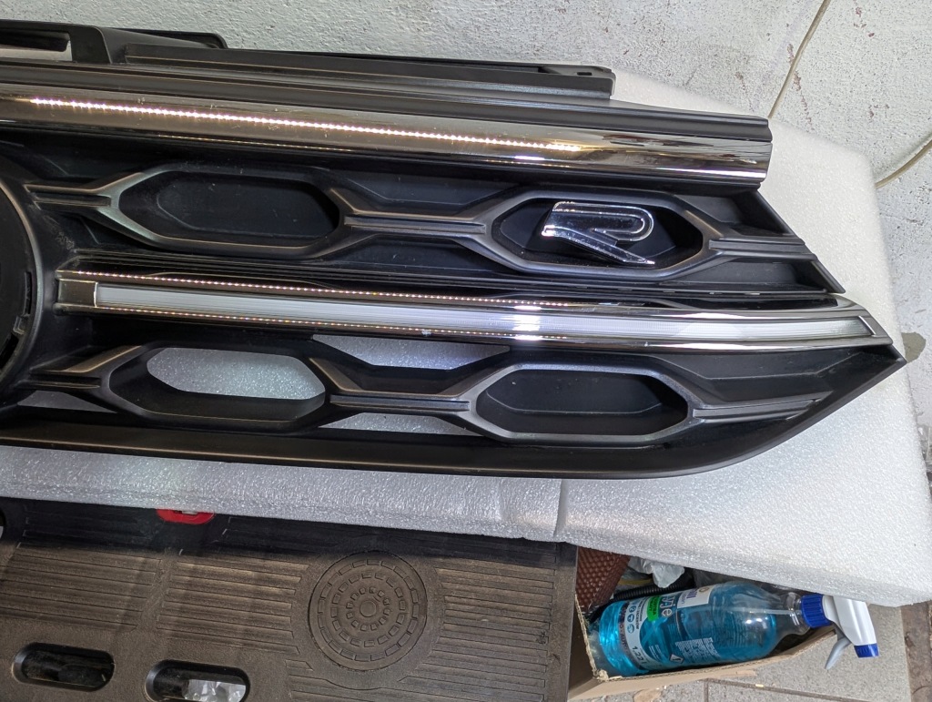 фото №4, Решітка радіатора перед решітка радіатора передній vw t-roc t roc r line 2ga853651 2ga853653h