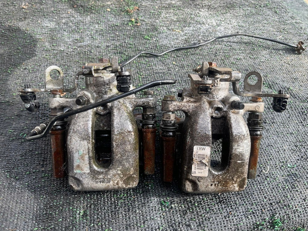 фото №1, Суппорты __zacisk__lewy правый задняя citroen berlingo partner__ 3___08-16r