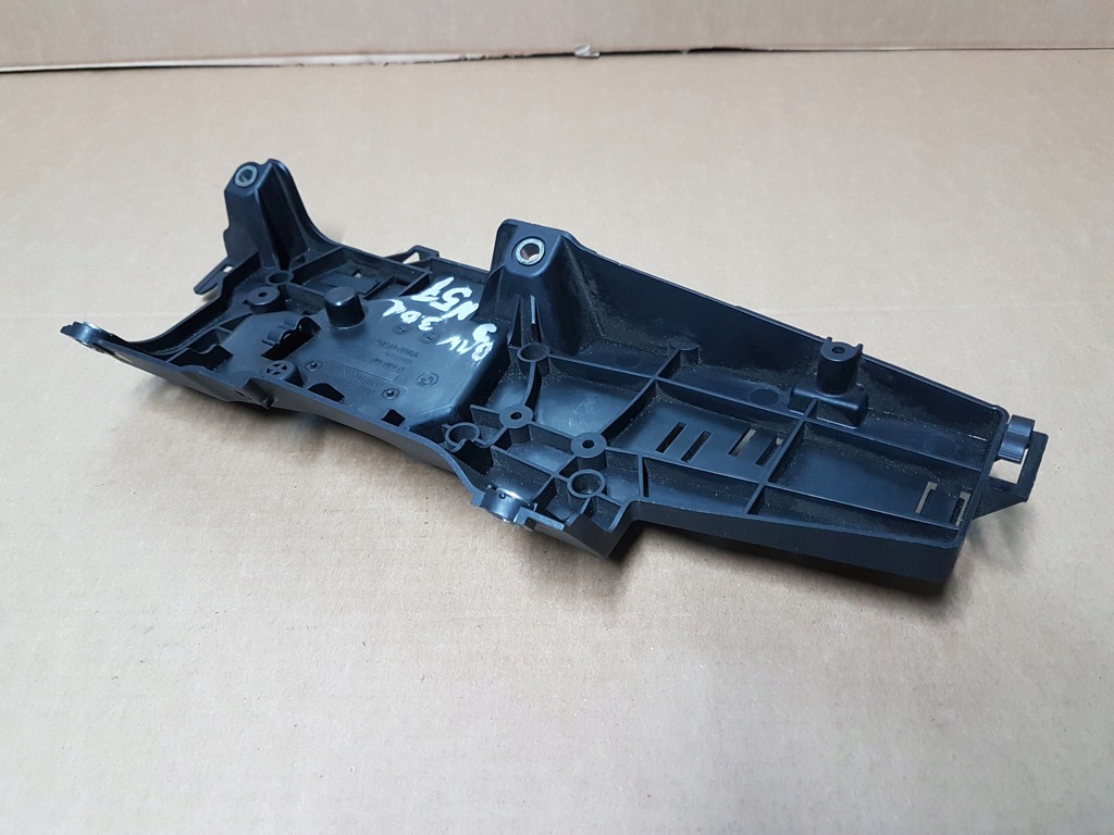 фото №5, Bmw 3 e90 захист кронштейн датчика 3.0d 7806494