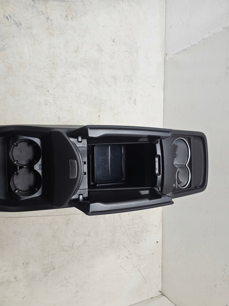 фото №7, Туннель средний подлокотник mercedes v-klasa w447 w448