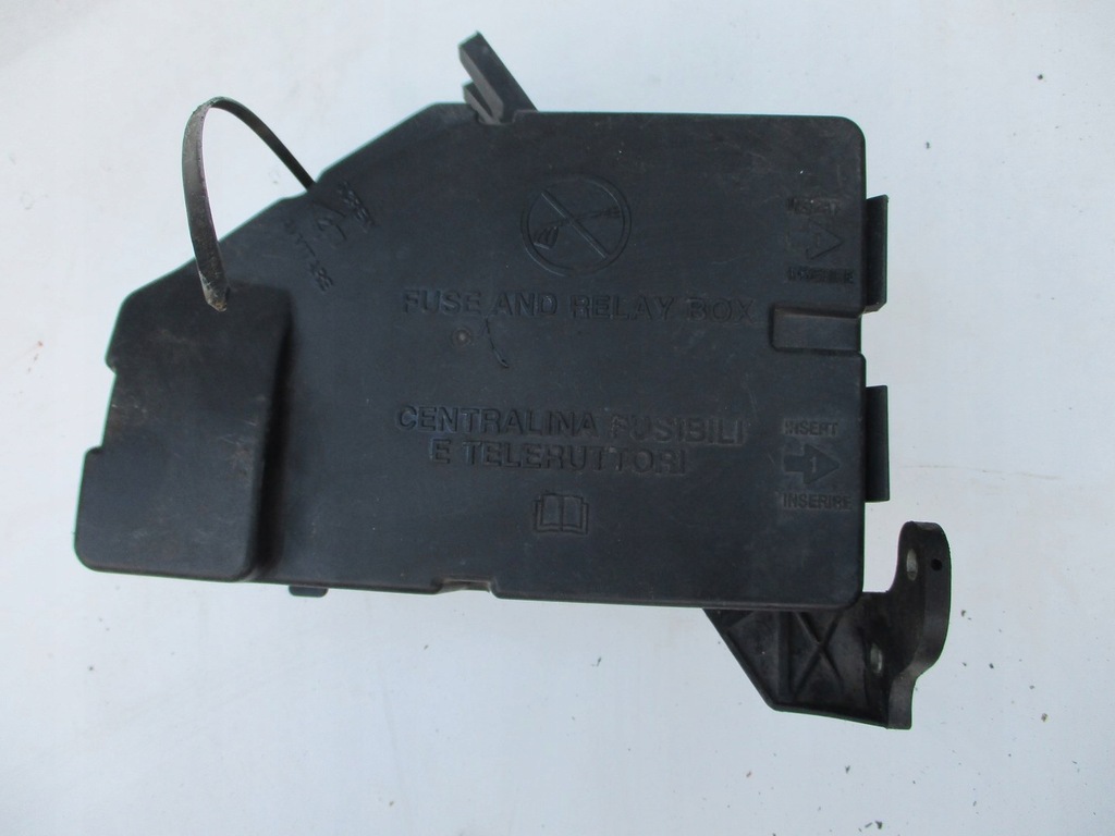 фото №1, Корпус запобіжників lancia delta