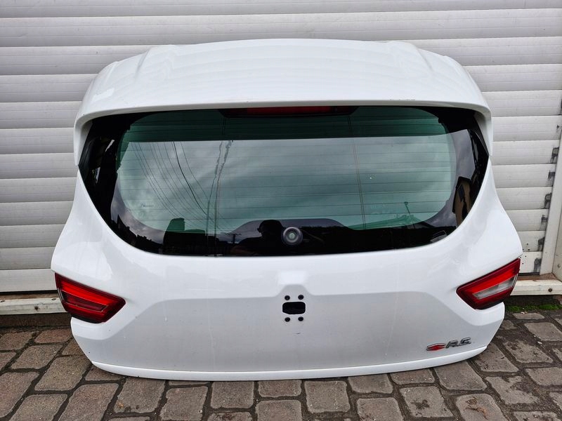 фото №1, Renault clio iv 4 rs кришка багажника багажника задня задня dv369