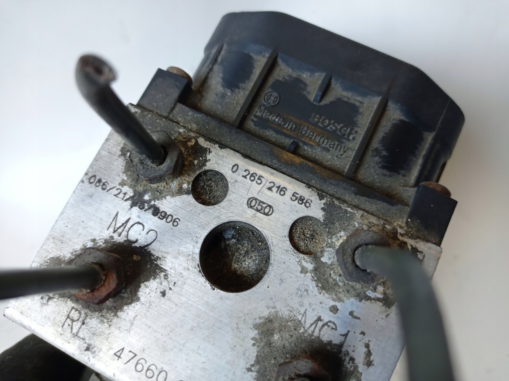 фото №6, Насос abs nissan primera p11 476608f820