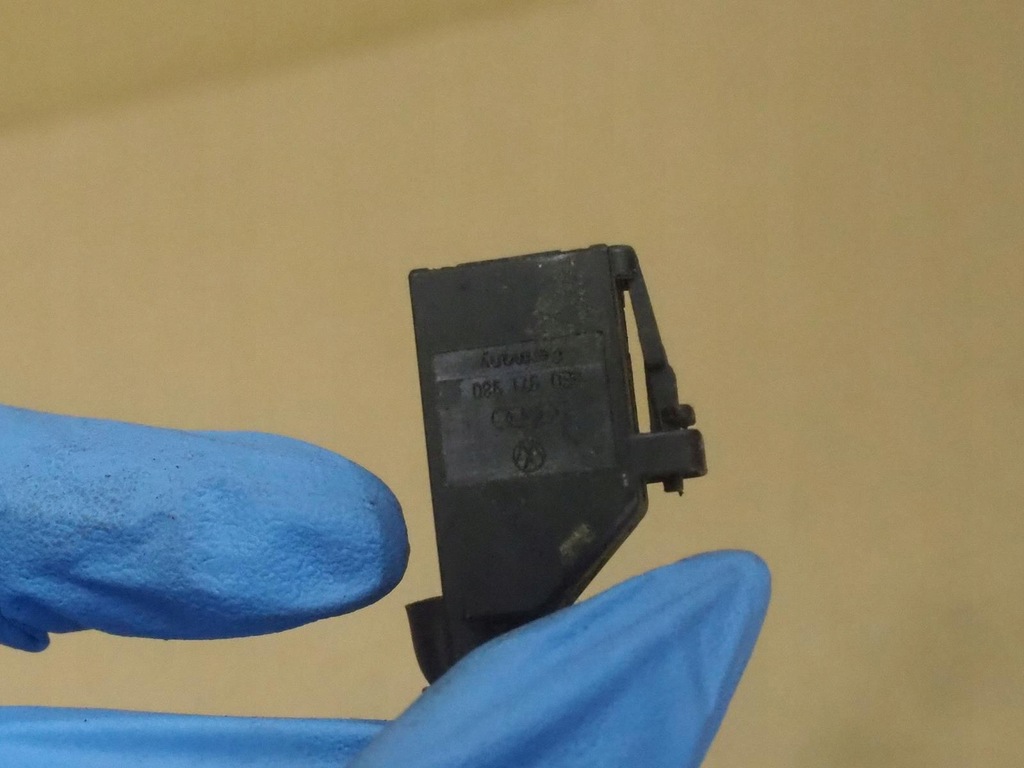 фото №9, Audi a1 8x домкрат перемикання передач автоматична коробка передач 6r1713025ak