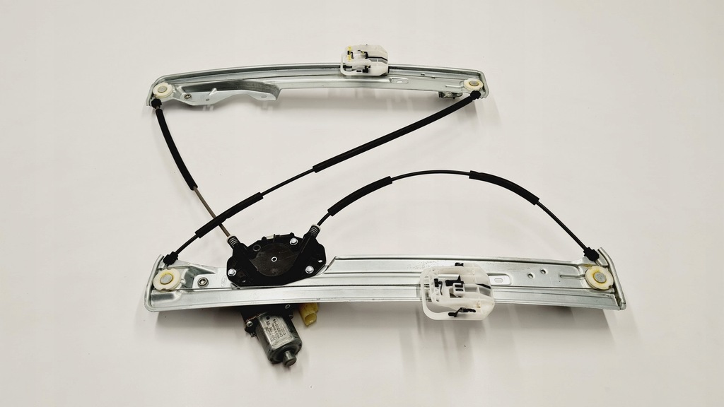 фото №8, Подъемник стекло правый перед 2-контакты ford kuga mk2