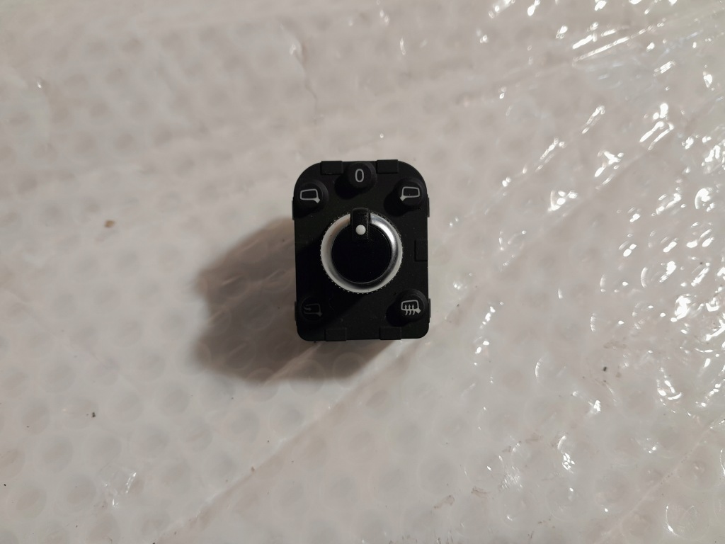 фото №1, Audi a4 b9 переключатель регулировки зеркал 4m0959565m