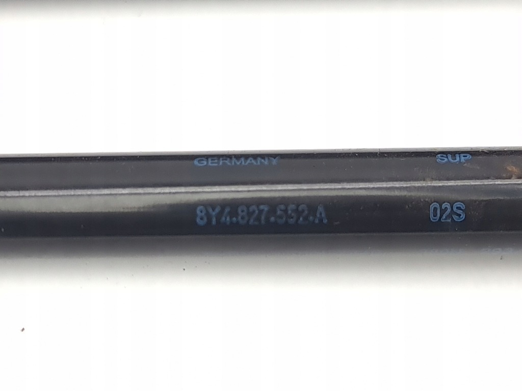 фото №7, Audi a3 8y 2021 комплект амортизатор кришки задній багажника