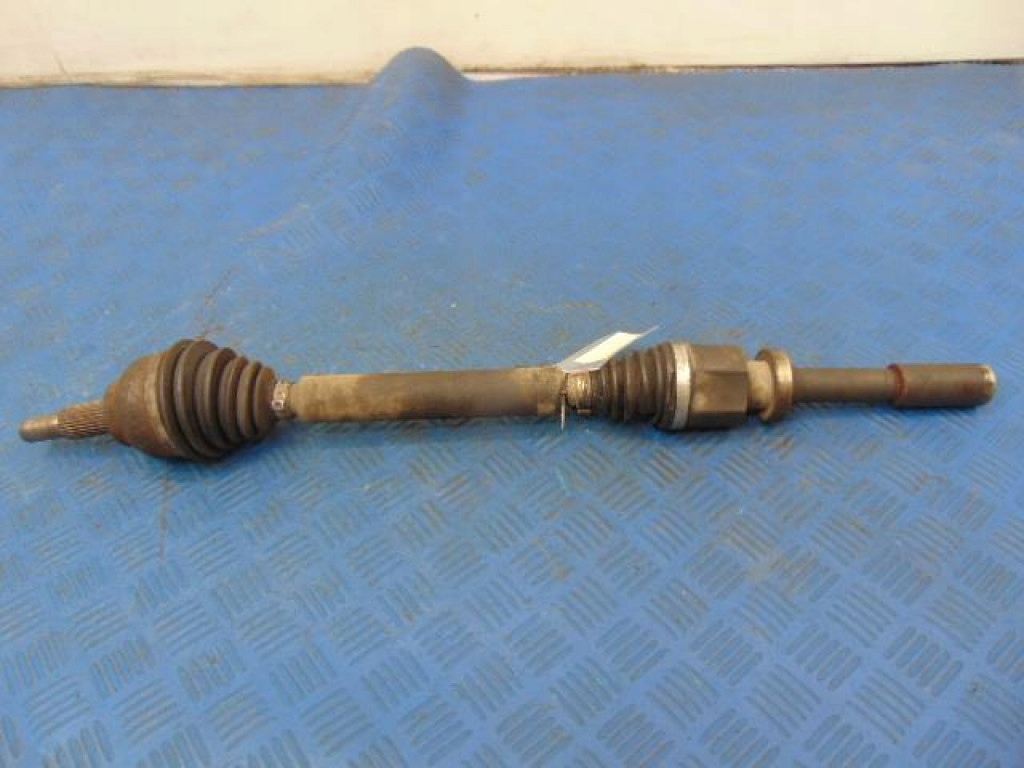 фото №1, Renault laguna ii kombi 1.9dci привідний вал права 5biegów