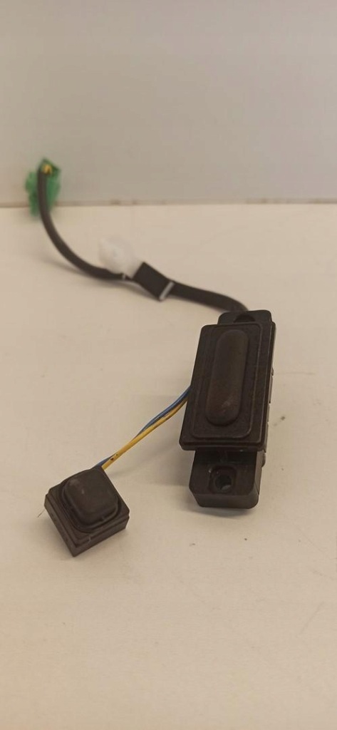 фото №2, Suzuki swift vii mk9 ручка багажника