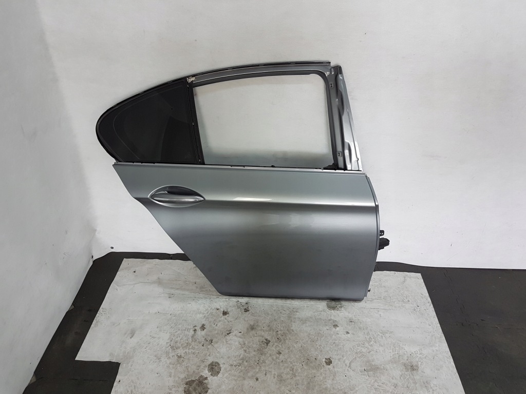 Bmw f10 двері правий задній Доставка