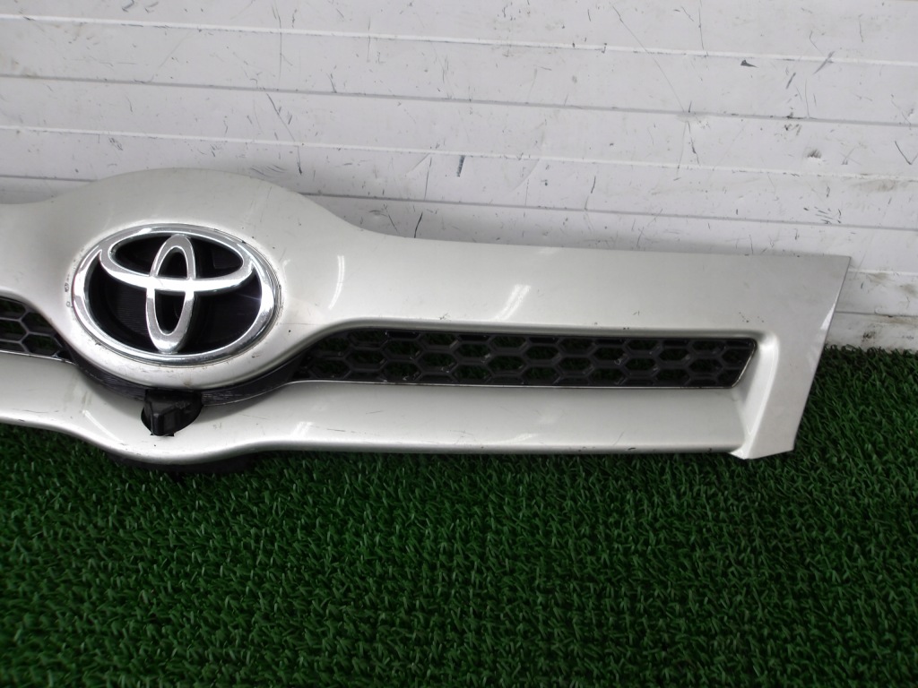 фото №3, Corolla verso 04-07 решётка радиатора решётка радиатора перед камера 1c0