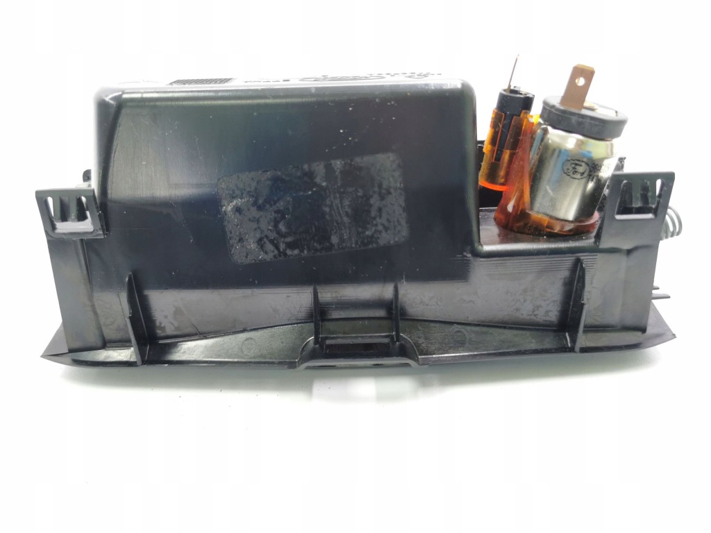 Ford s-max 2008 разъём 12v перед 1138790a с Разборки