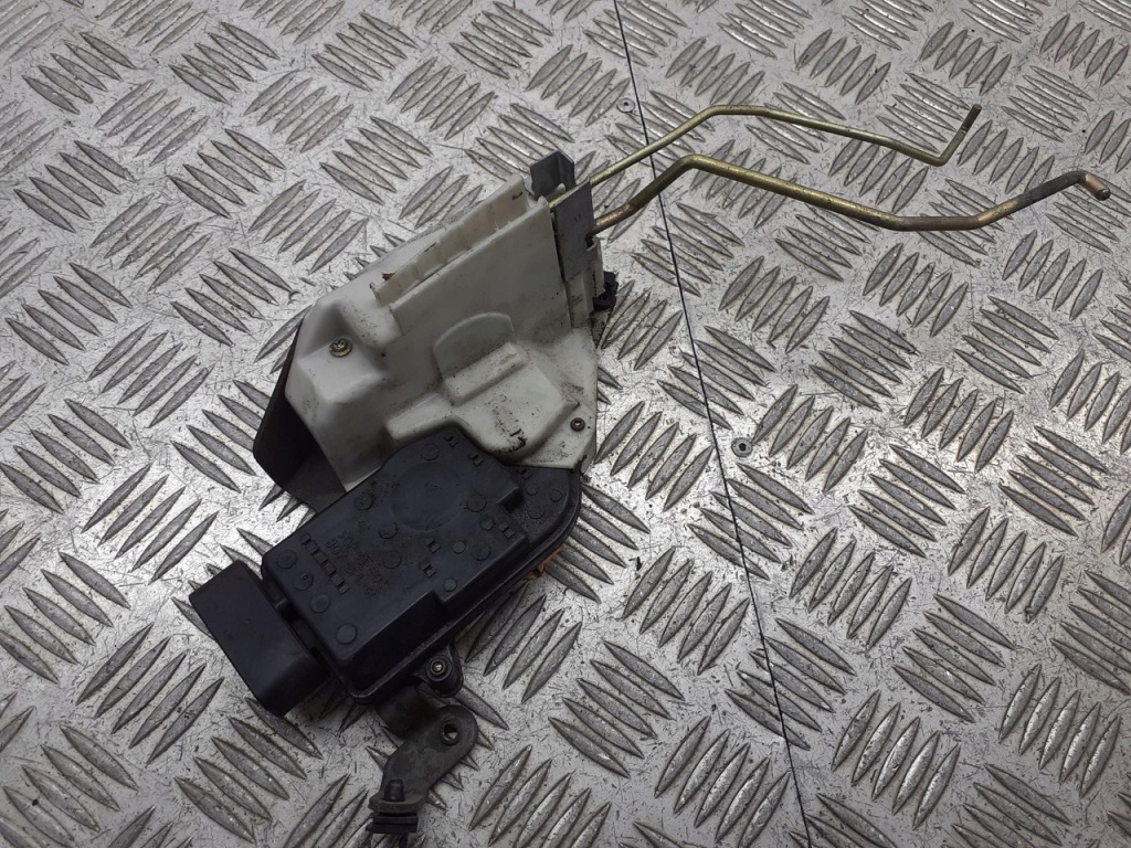 Купити Замок двері центральний правий перед suzuki ignis 6pin