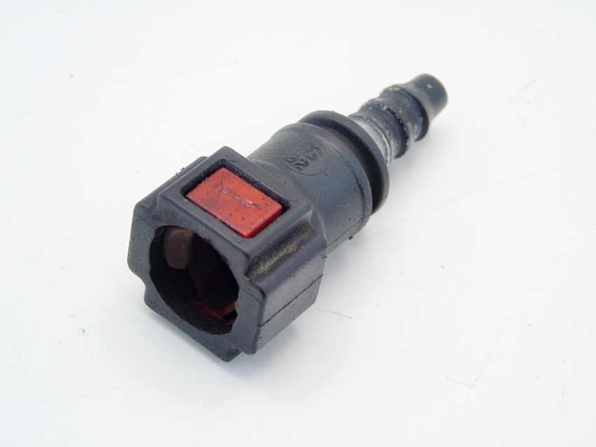 фото №1, Патрубок трубка пального 1.3 8v ford fiesta v vi ka