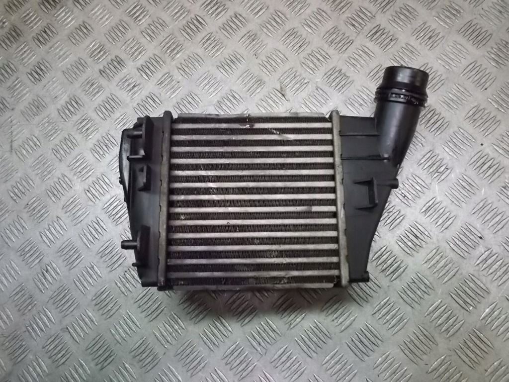 Інтеркулер twingo 2 phase 2 1.5 dci renault twingo 2 phase 2 1.5 dci Оригінал