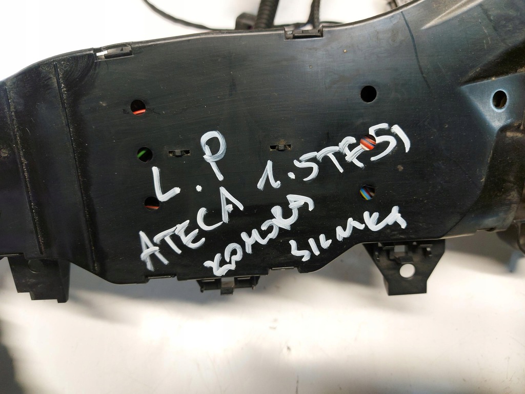 фото №6, Seat ateca 575 джгут відсік двигуна