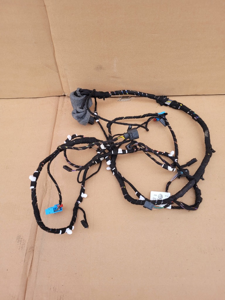 фото №1, Vw touran 16- джгут багажника кришки задня