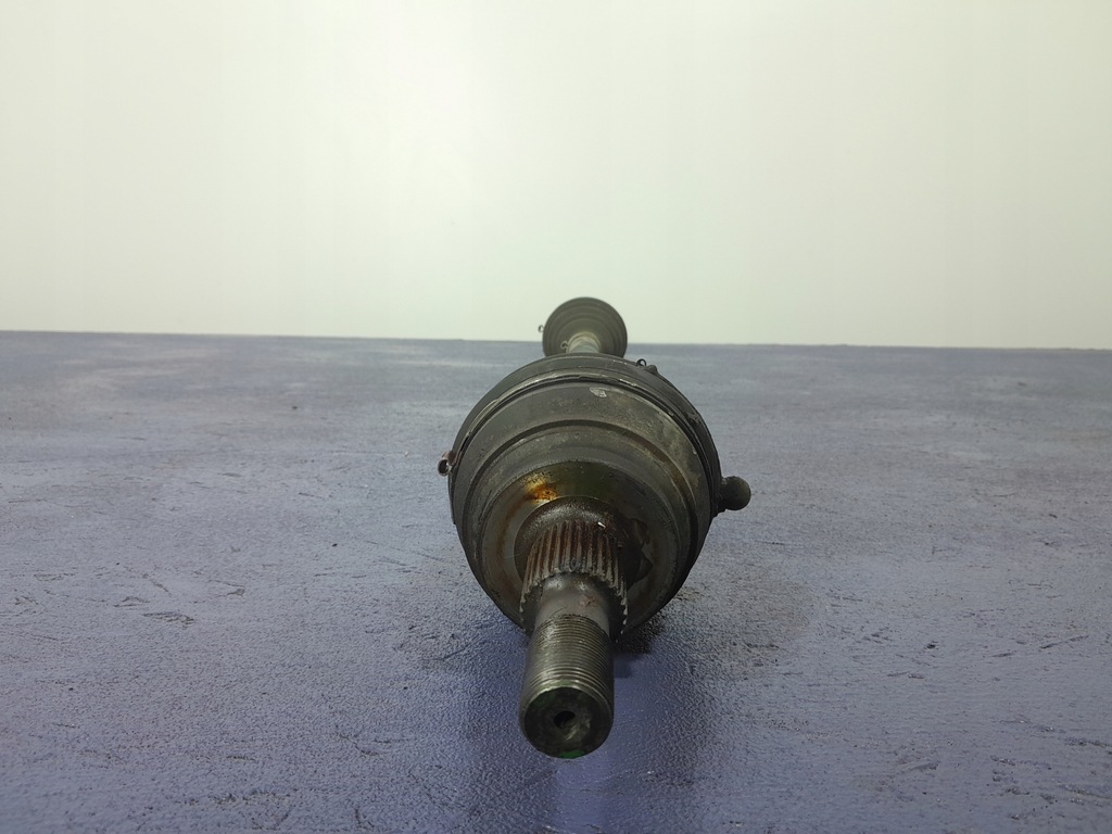 фото №2, Mercedes r w251 3.0 cdi 224 km привідний вал права перед довга