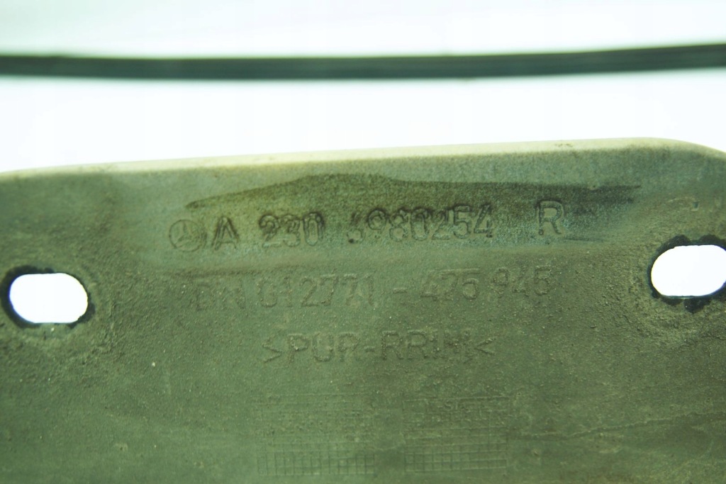 Молдинг порог правая a2306980254 цвет 197 mercedes sl r230 с Разборки