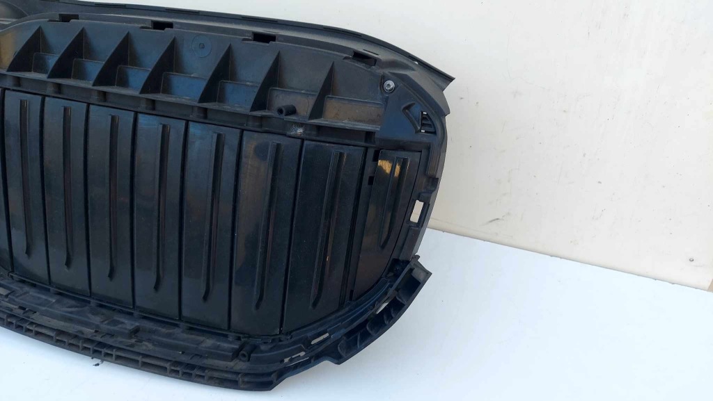 фото №6, Bmw 7 g11 g12 lci lift жалюзі pod решітка радіатора / решітки радіатора верхній 1946