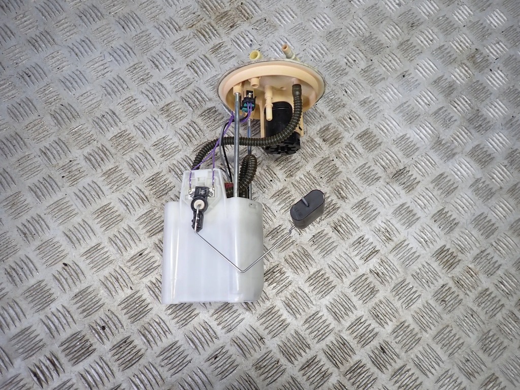 фото №1, Насос топлива f150 lift 3.3 2018-