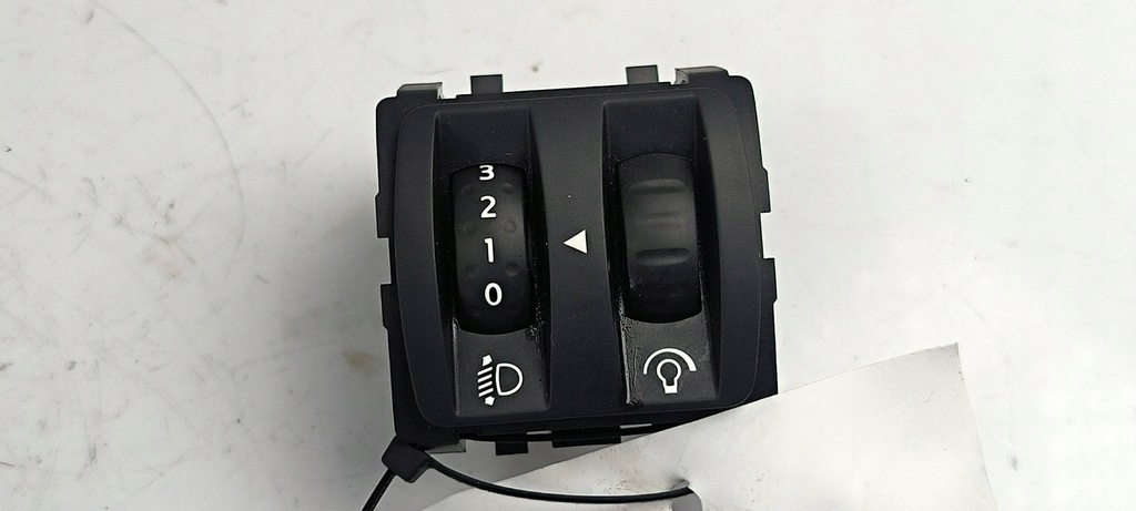 фото №1, Кнопка света 251900567r renault clio iv