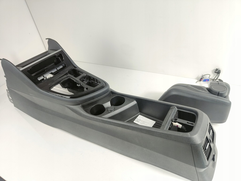 фото №14, Bmw f46 gran tourer тунель середній підлокітник