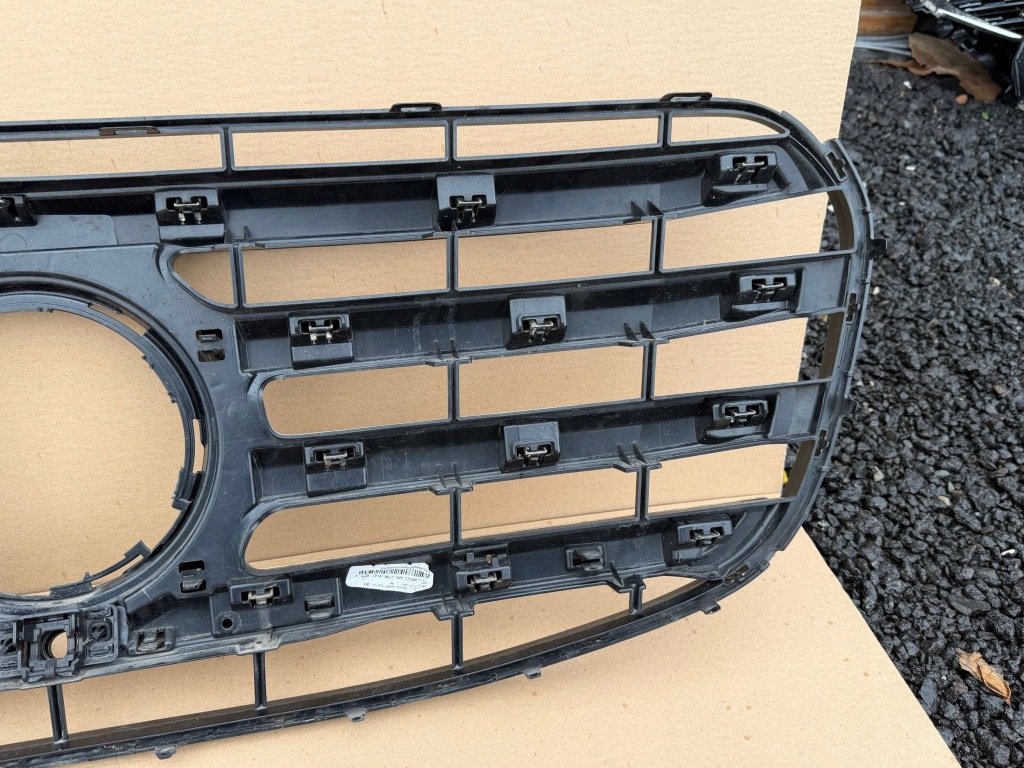 Решітка радіатора решітка радіатора mercedes gls x167 рестайлінг  2024r amg оригінал idealna Оригінал