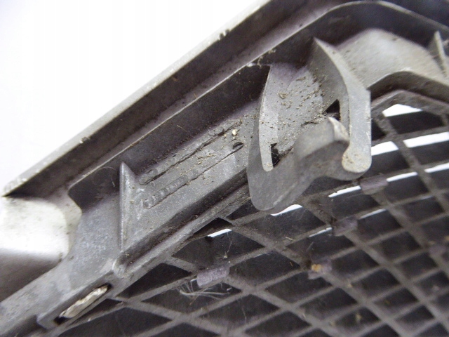 Mondeo mk3 решётка  радиатора бампера решётка радиатора решётка впуск воздуха Киев