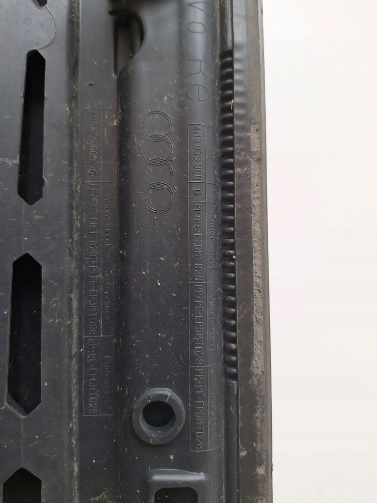 фото №7, Audi q8 4m8 молдинг дверь правая перед задняя оригинал