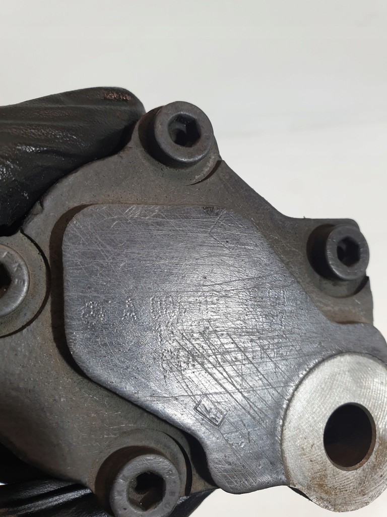 фото №8, Насос топлива a0040910501 mercedes atego axor e5 om906