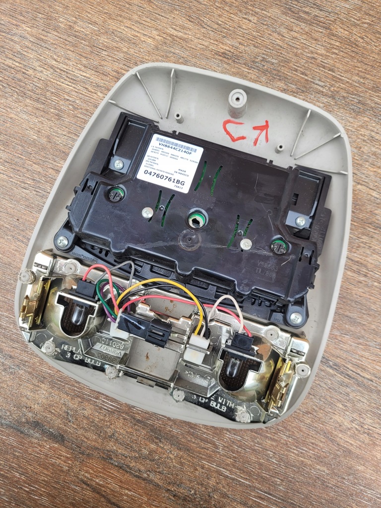 фото №11, Jeep cherokee kj лампа потолочный