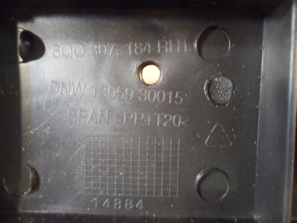 фото №11, Кронштейн бампер pr направляющая vw polo 9n 6q0 2001-05