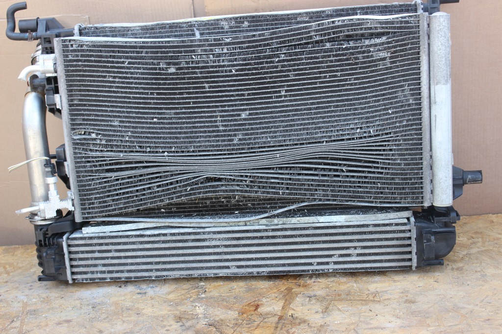 фото №4, Радиатор wody + интеркулер renault grand scenic iii 1.5 dci 214100002r