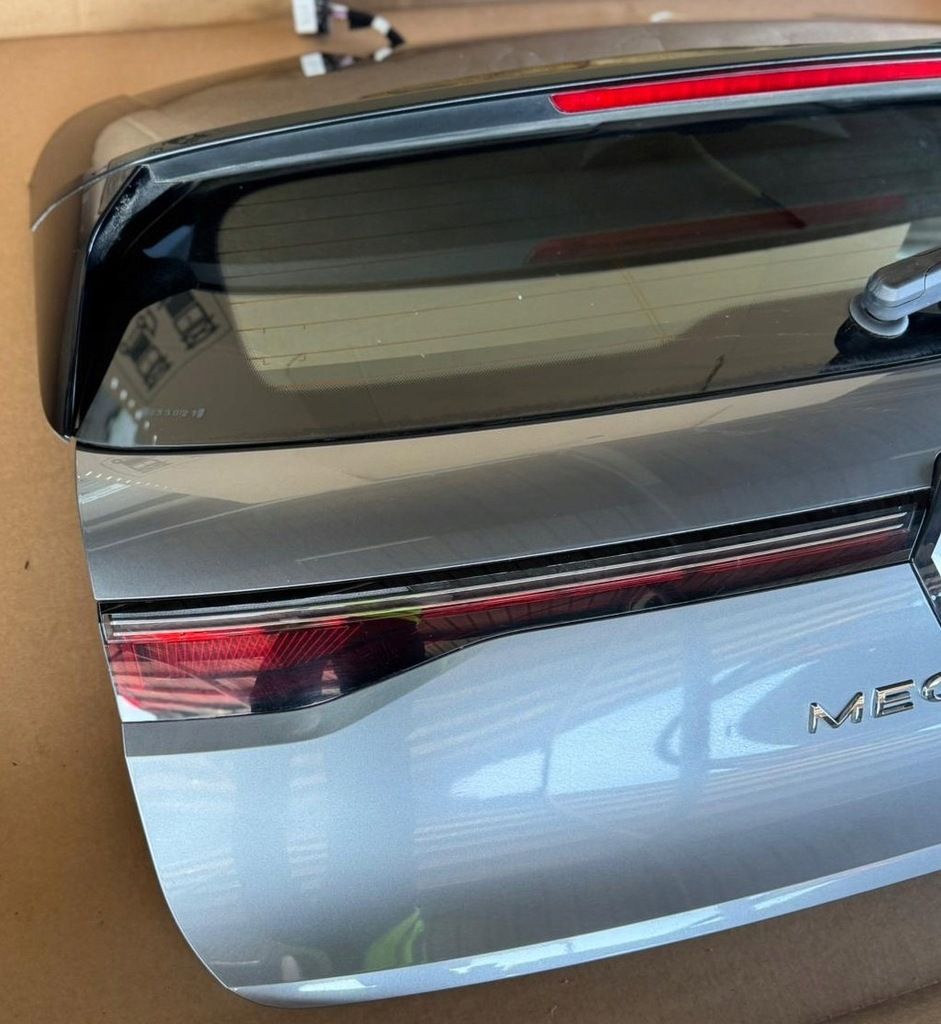 фото №4, Кришка багажника задня багажника renault megane v 5 e-tech