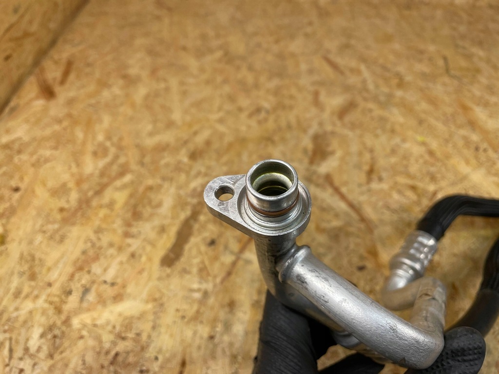 фото №9, Wąż трубка шланг кондиціонера renault arkana clio v 1.6 e-tech 924546510r