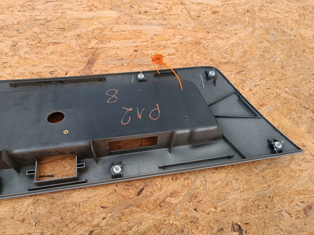 фото №10, Накладка крышки багажника задняя nissan primera p11 908109f8