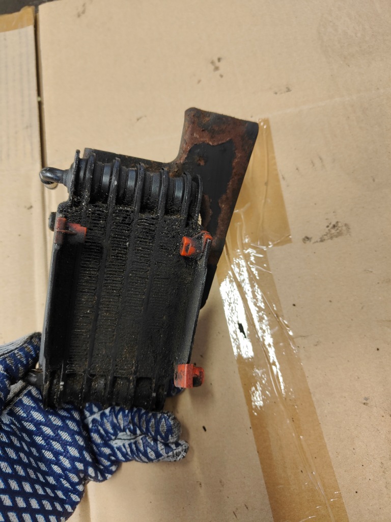 Купити Радіатор пального bmw 3 e46 320 d 2246878 2247411