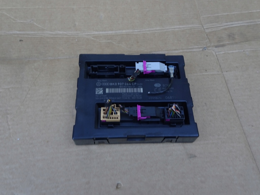фото №1, Audi a4 b8 a5 модуль комфорту 8k0907064cp