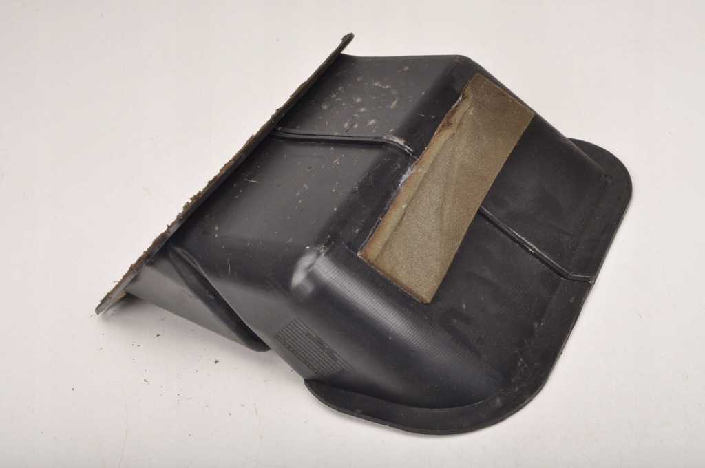 фото №3, Aston martin db9 6.0 труба повітрозабірник повітря 4g43-18a660-ad